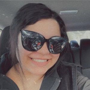 Meet your Posher, Araceli